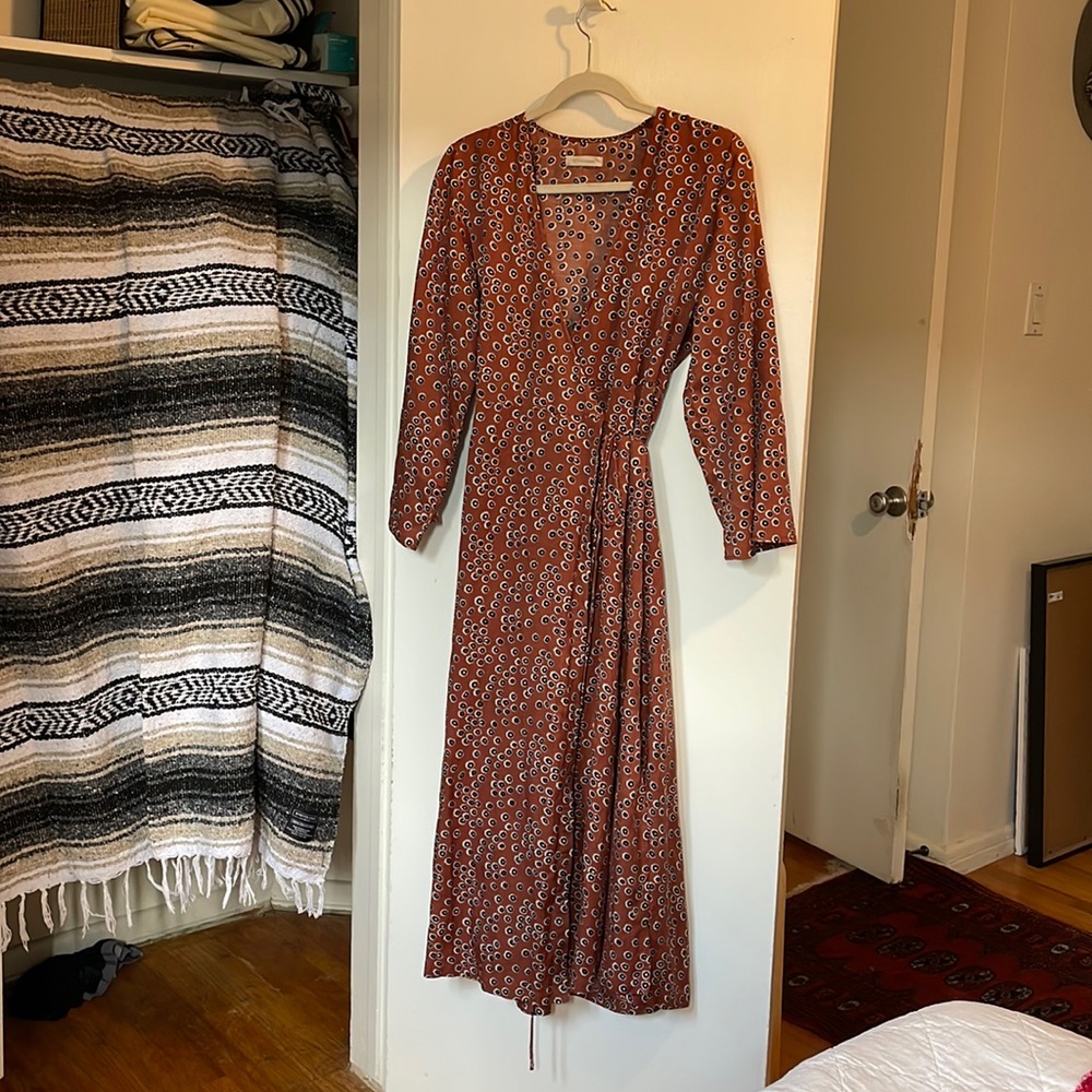 Outerknown lightweight long-sleeve wrap dress